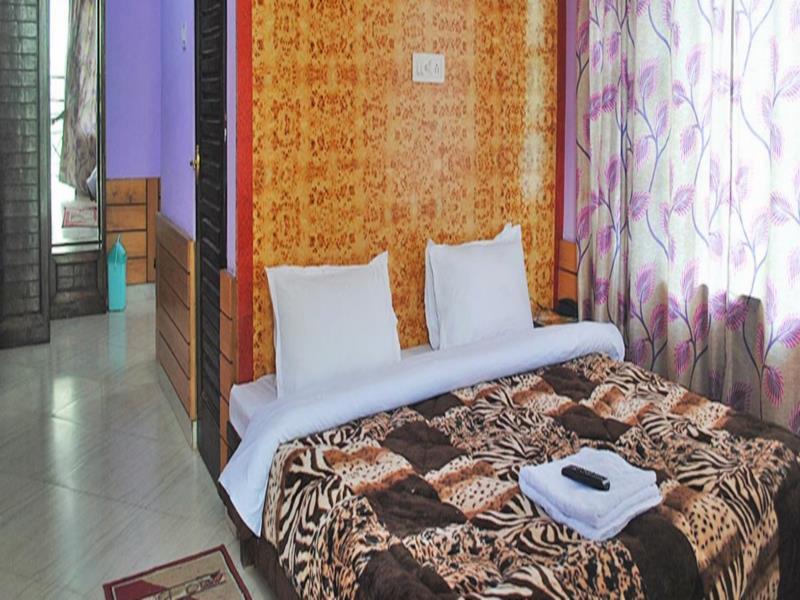 דרמסאלה Hotel Bhagsu Heights מראה חיצוני תמונה